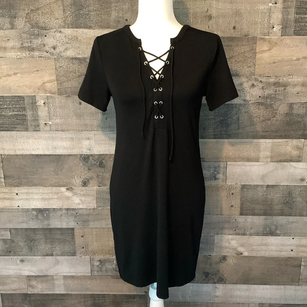 White House Black Market Black Dress With Tie Front Size XS - Picture 16 of 16
